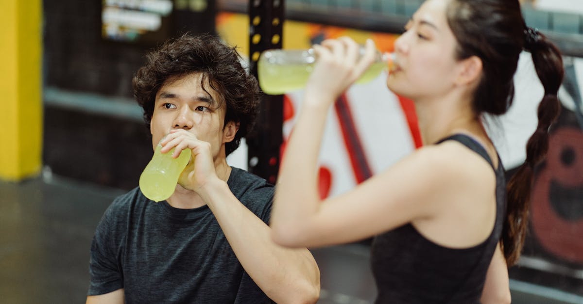 entdecken sie die besten tipps und produkte für sporternährung, um ihre leistung zu steigern und ihre fitnessziele zu erreichen. egal, ob sie ein profi oder ein anfänger sind, finden sie wertvolle informationen über nahrungsergänzungsmittel, mahlzeitenplanung und ernährung für athleten.