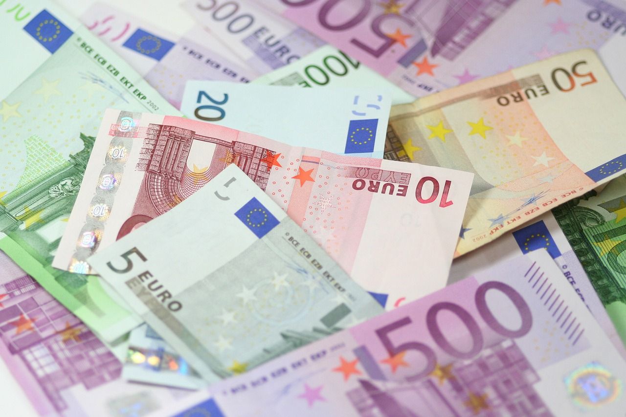 erfahren sie alles über kredite, von den verschiedenen arten und vorteilen bis hin zu den besten anbietern und tipps für die beantragung. holen sie sich die finanziellen mittel, die sie benötigen, um ihre träume zu verwirklichen.