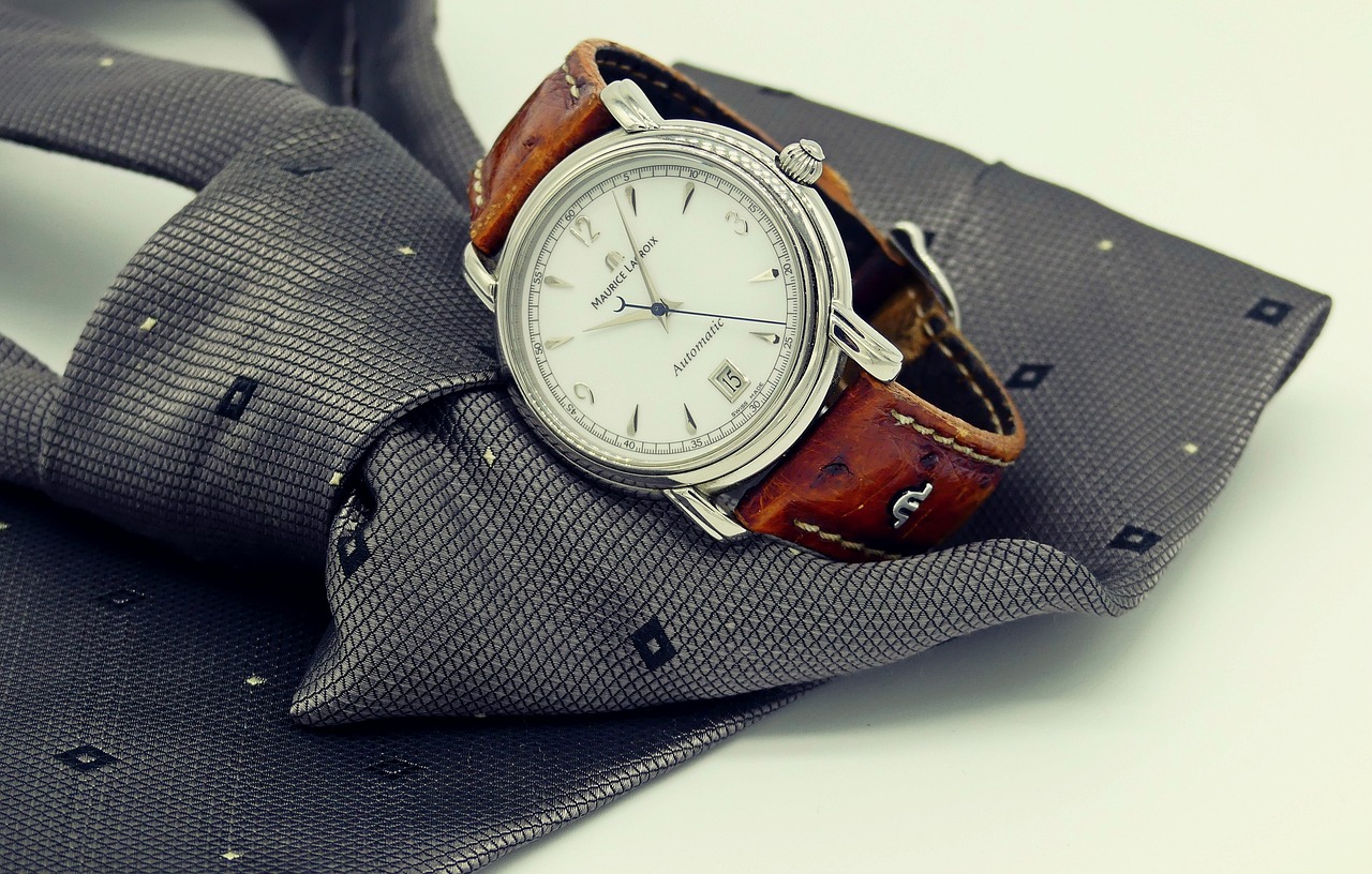 entdecken sie die neuesten trends in der modewelt! von eleganter kleidung bis hin zu stylischen accessoires – finden sie ihren perfekten look und drücken sie ihren persönlichen stil aus.
