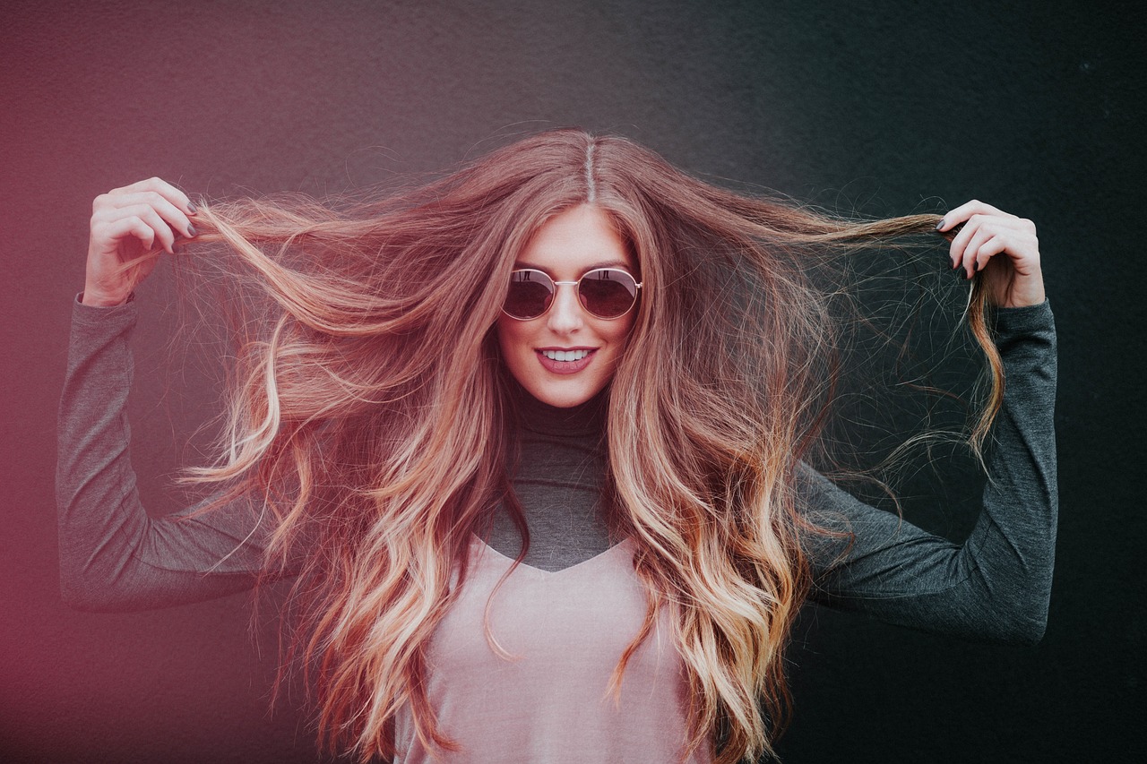 entdecken sie die neuesten modetrends, stylische outfits und inspirierende looks in der welt der fashion. bleiben sie aktuell mit den besten tipps für ihren kleiderschrank!